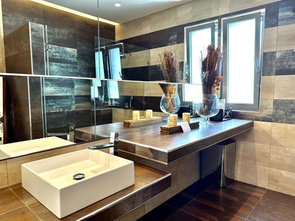 Leblanc Luxurious Beachfront Villa, Gcollectiongr Ermioni Dış mekan fotoğraf