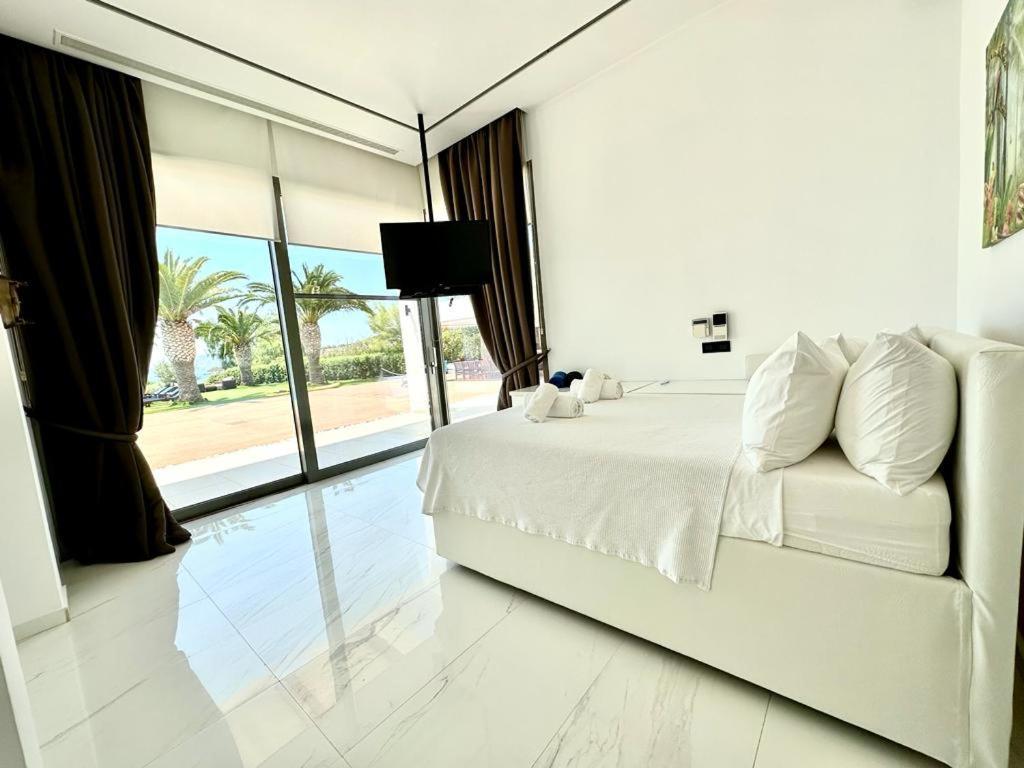 Leblanc Luxurious Beachfront Villa, Gcollectiongr Ermioni Dış mekan fotoğraf